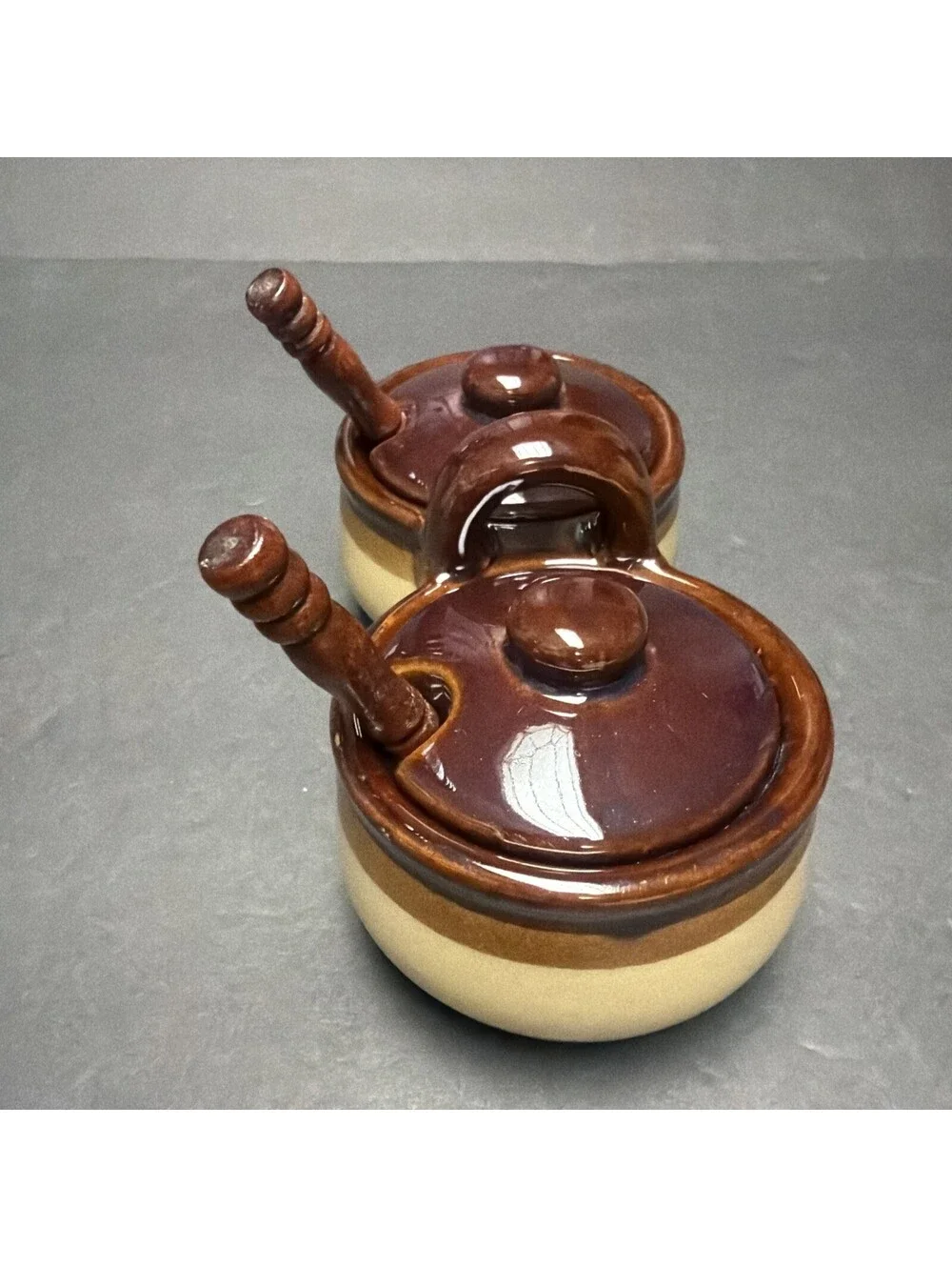 Vintage Stoneware Two-Tone Brown Tan Double Condiment Set Lids Spoons Taiwan